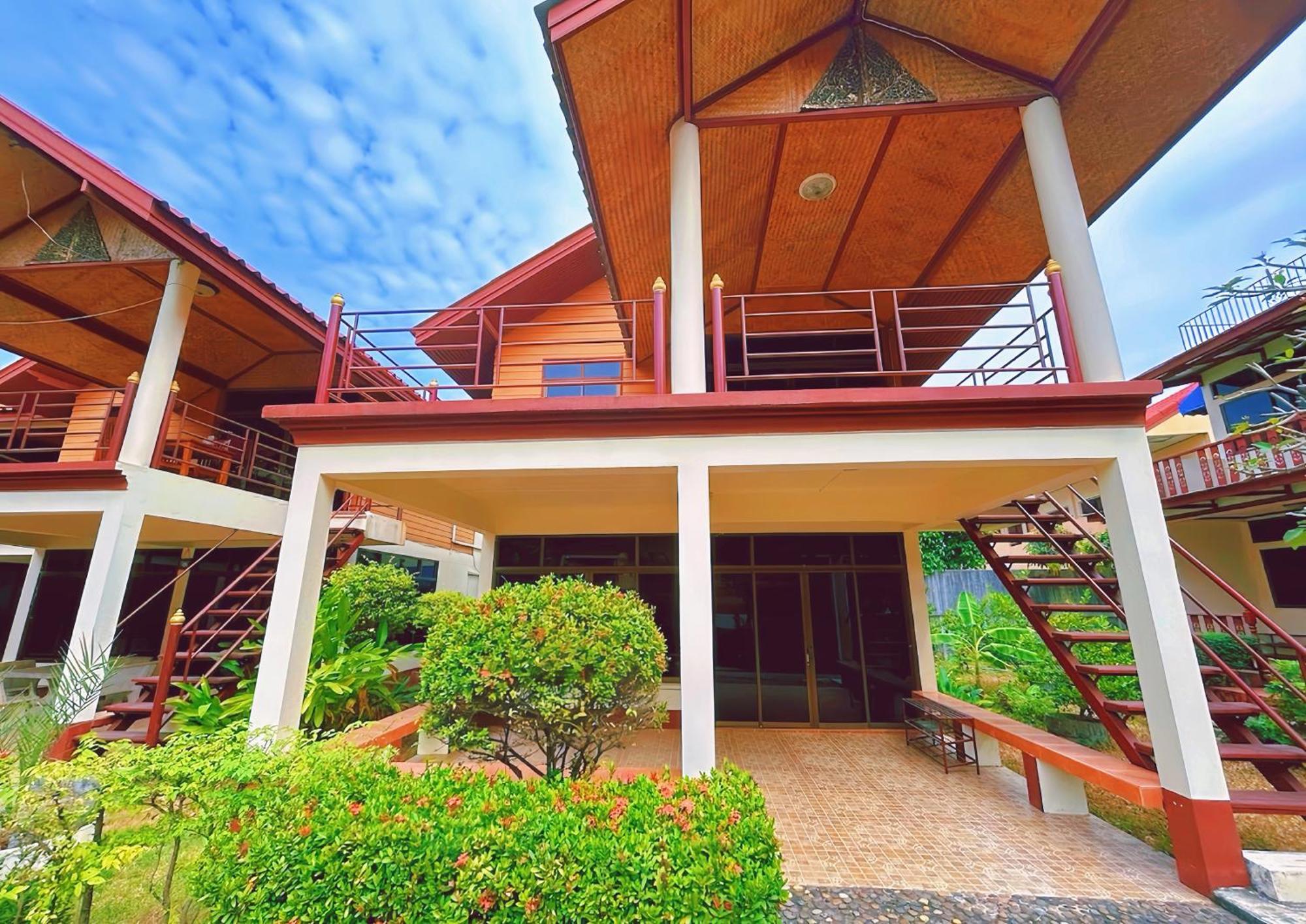 Avila Resort Pattaya Jomtien Beach Exterior photo
