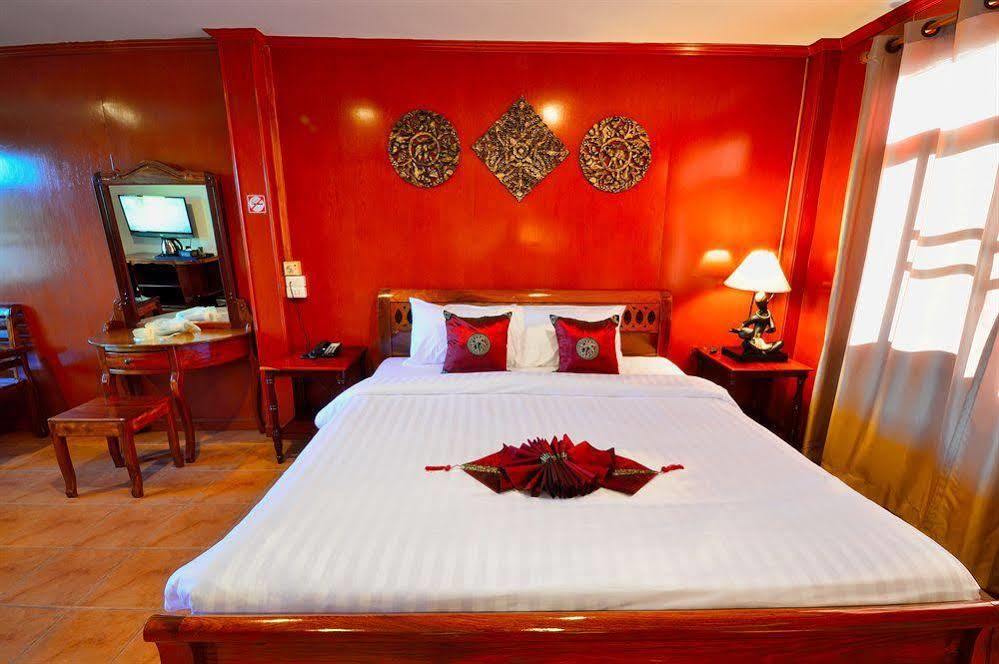 Avila Resort Pattaya Jomtien Beach Exterior photo